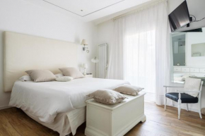 Luxury modern one bedroom in great location
